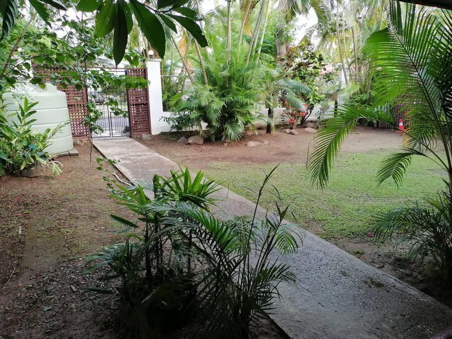 Private Nasoso 4 Bedroom House Nadi Exterior photo