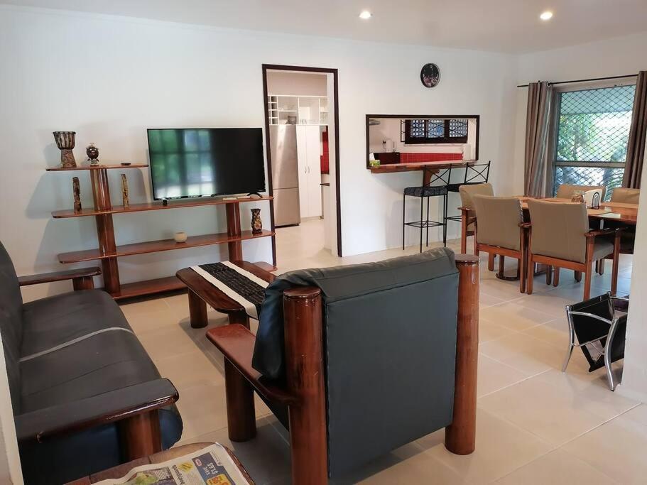 Private Nasoso 4 Bedroom House Nadi Exterior photo